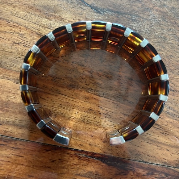 Magnet Bangle Bracelet with Faux Tortoise Shell Excellent Condition, 10/10 - Picture 5 of 7
